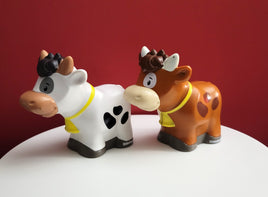 Fisher Price Little People White and Brown Cows