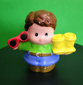 Fisher Price Little People Dad with Drinks and Glasses