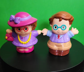 Fisher Price Little People Mom and Dad Set of 2
